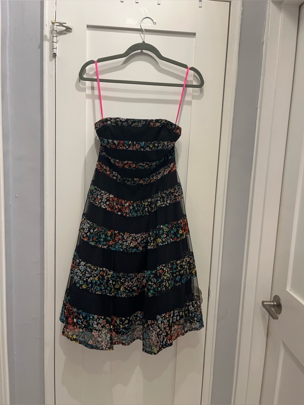 Betsey Johnson Strapless Black/Floral Striped Knee Length Dress